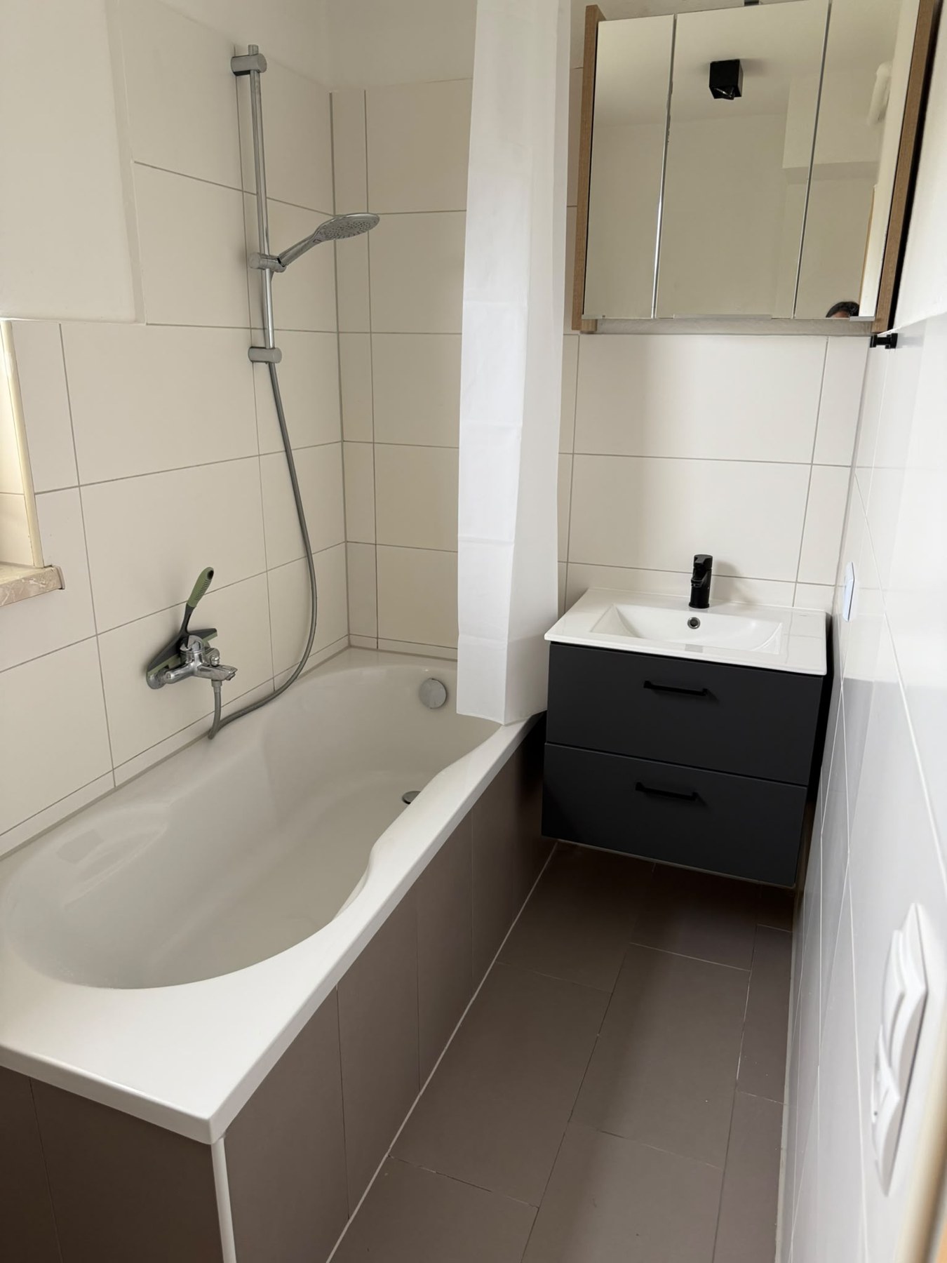 Bad mit Badewanne